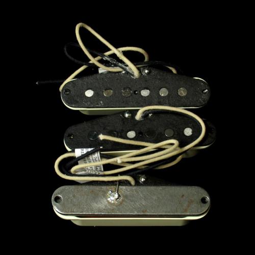 Lindy Fralin Vintage Hot Strat Pickup Set (Base Plate) For Cheap